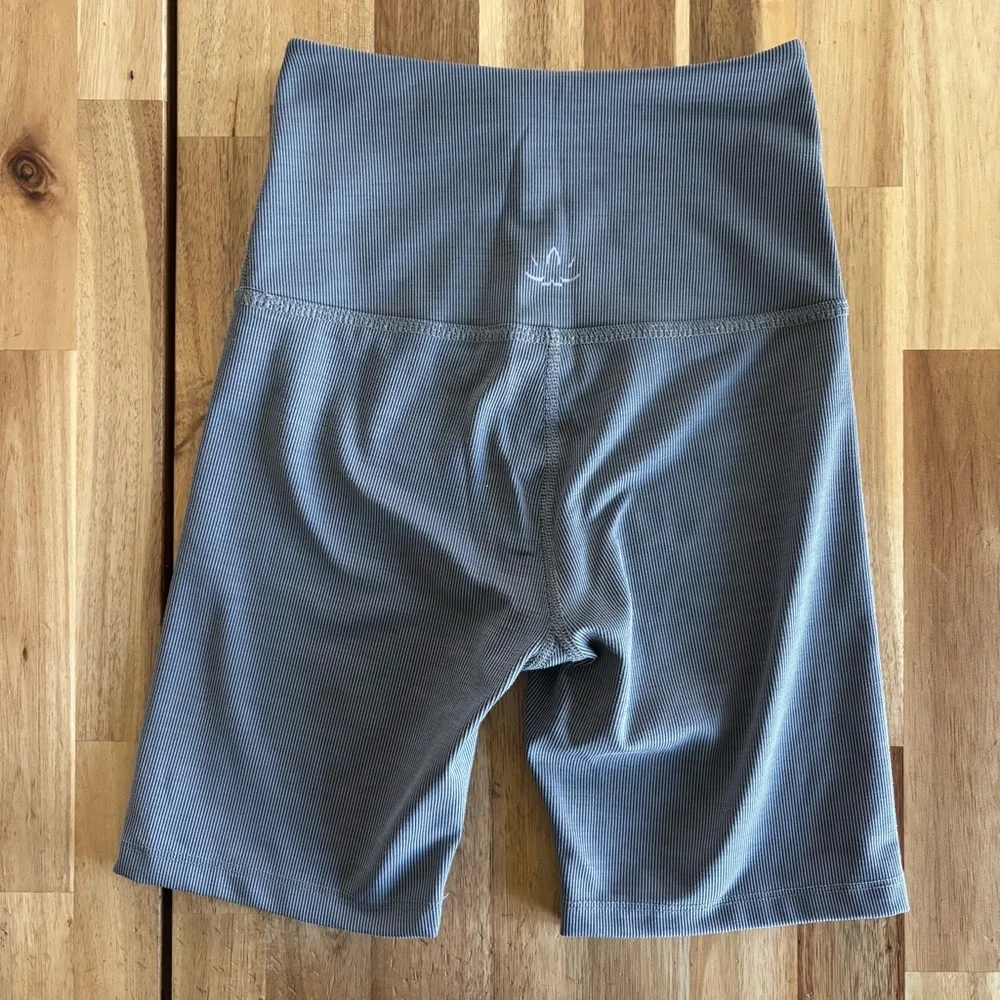 Beyond Yoga Ribbed‎ Biker Shorts
